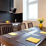 Spacious Family Apartment At Mauerpark Plus Selfcheckin