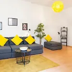 Spacious Family Apartment At Mauerpark Plus Selfcheckin